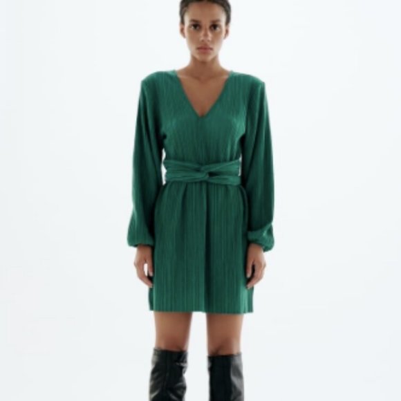 Zara Green pleat dress - S - Picture 1 of 4